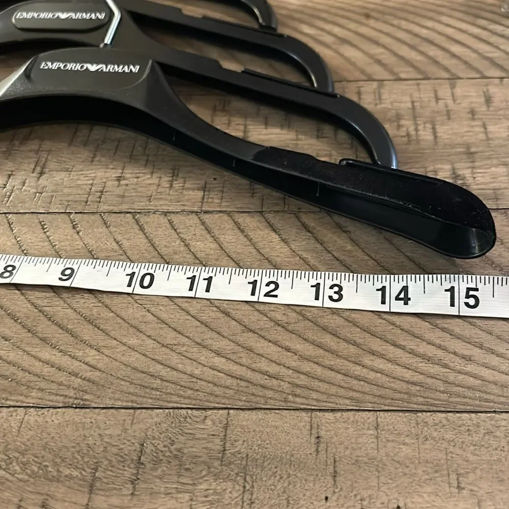 Emporio Armani Shirt 👚 & Sweater Hangars (1 w/ velvet) Set of 4 Get Organized.